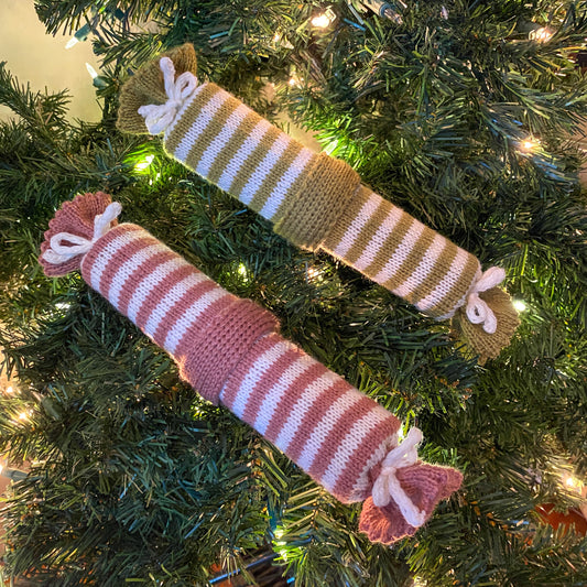 Yuletide Christmas Cracker Knitting Pattern