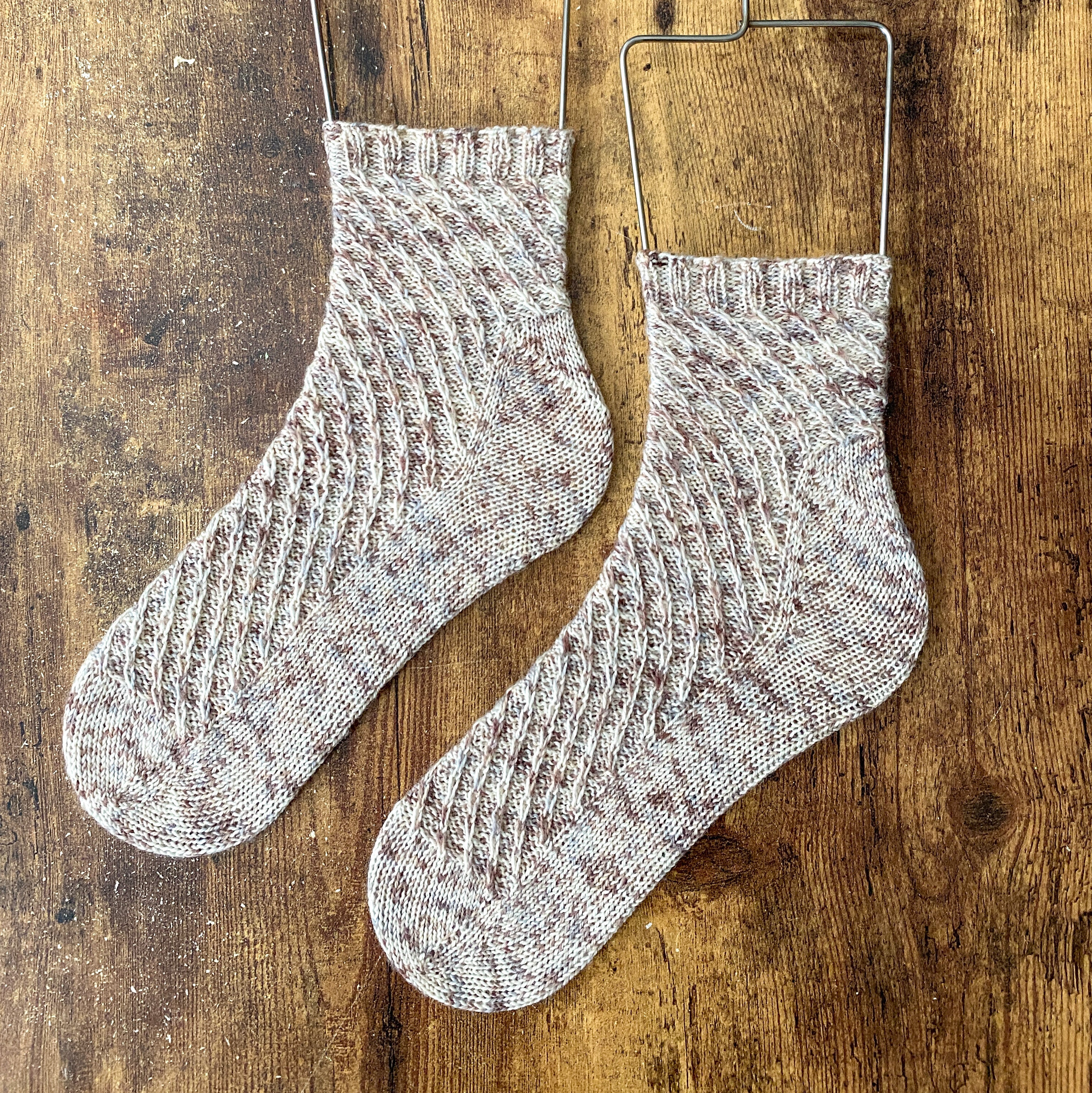 Knitting Patterns - Socks – Juliette Pécaut Designs