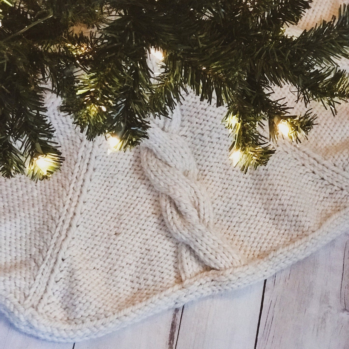Home for Christmas: Cable Tree Skirt Pattern